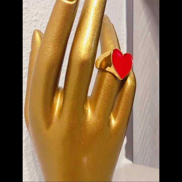 Red Enamel Heart Ring Size 7 - Picture 2 of 5